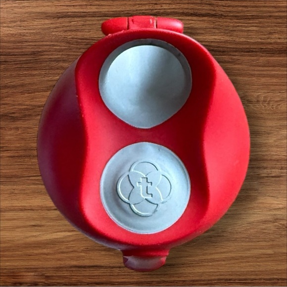 CINCINNATI REDS ALL OVER TERVIS WRAP WATER BOTTLE
NEW - Picture 6 of 7